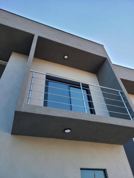 Linda Casa A 200M Da Praia Do Capricornio Caraguatatuba Kültér fotó